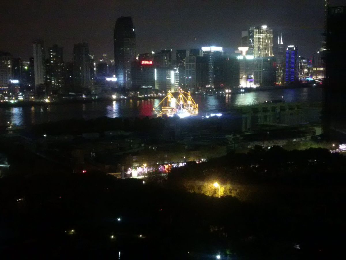 Parovel_Cina_Shanghai_Huangpu_extravergini_vini_trieste.jpg