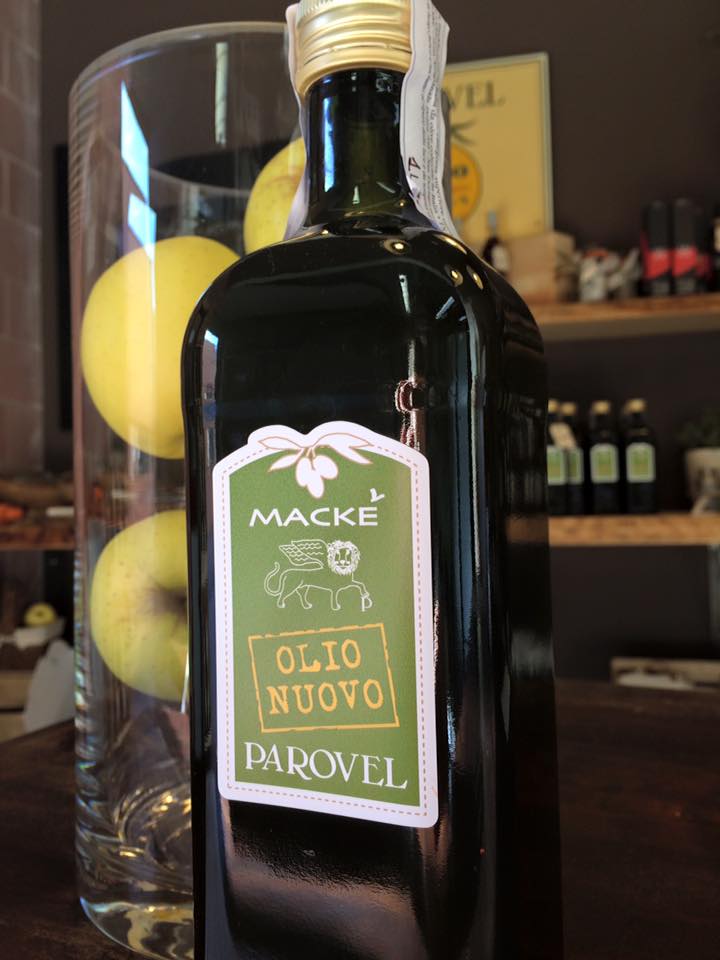 bottiglia olio nuovo parovel 2016